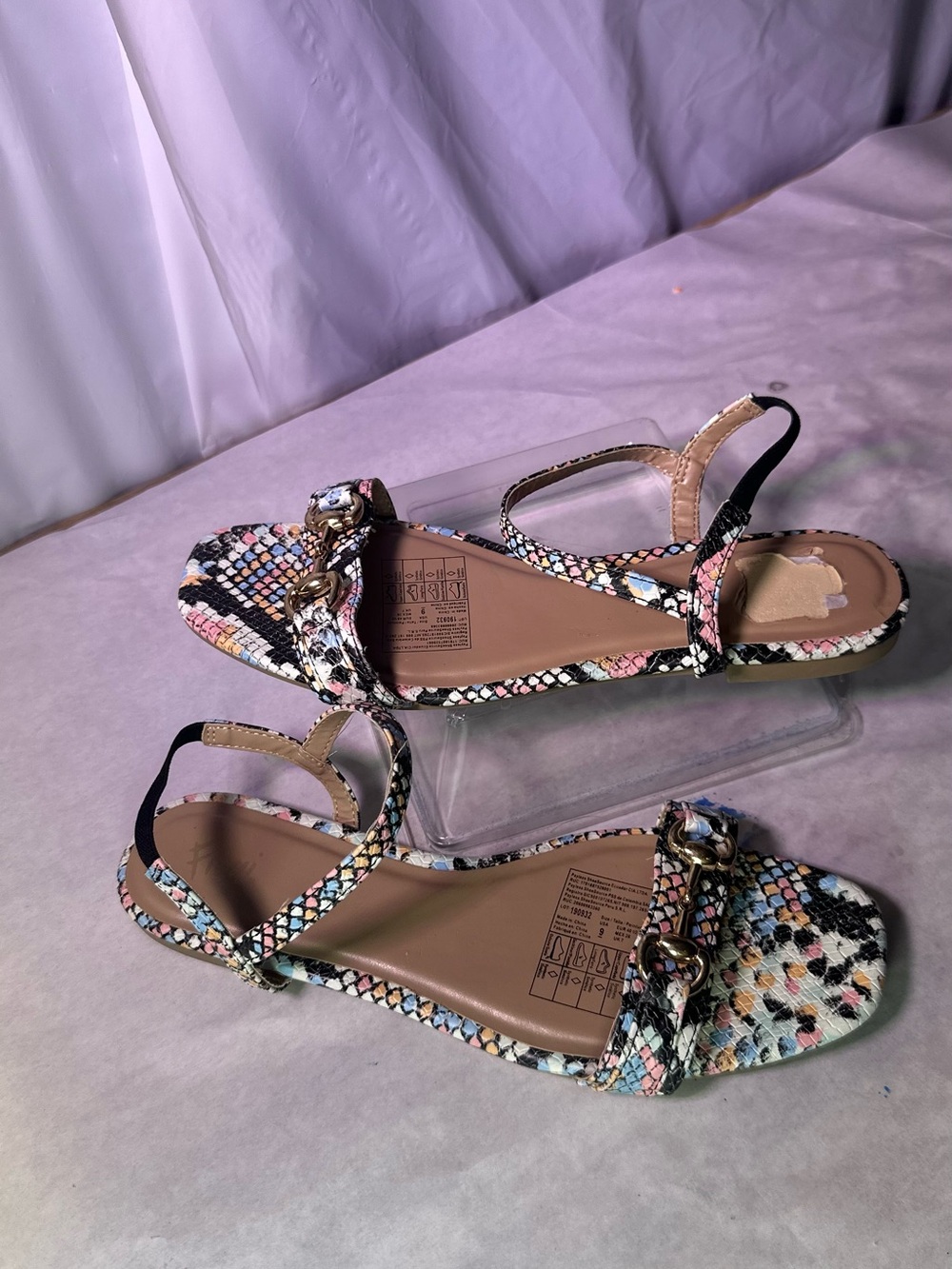 FIONI Clothing Multicolor Snakeskin-Pattern Slingback Sandals